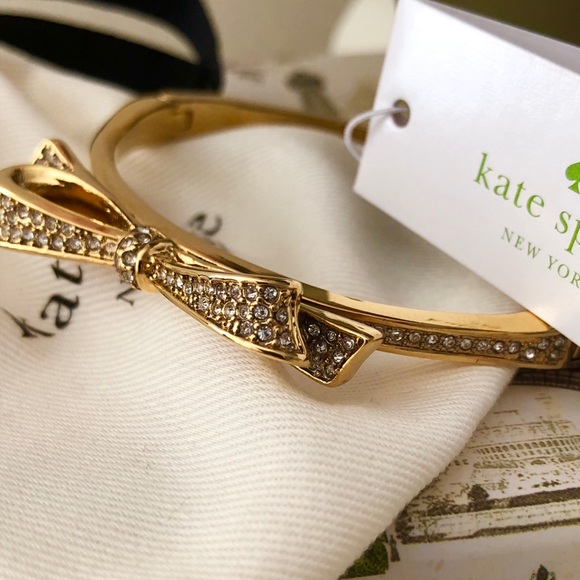 π Kate Spade β οΈ Tied up Pave Bow Bangle - Picture 1 of 8